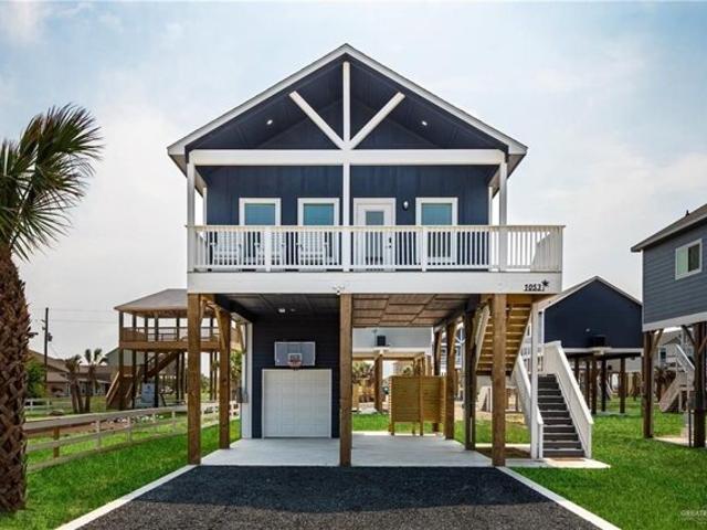 House for sale in Santa Fe, Texas