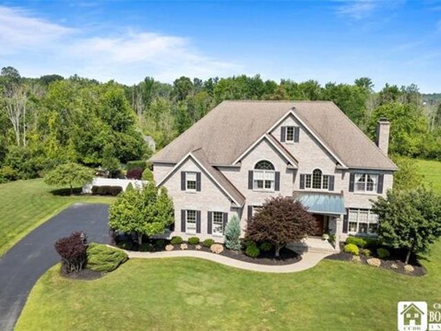 House for sale in Fredonia