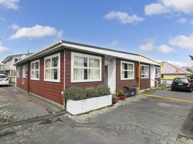 Apartment for rent in Johnsonville East, Wellington