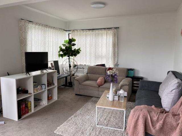 House for rent in Johnsonville East, Wellington