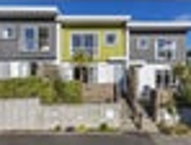 Townhouse for rent in Matata, Wellington