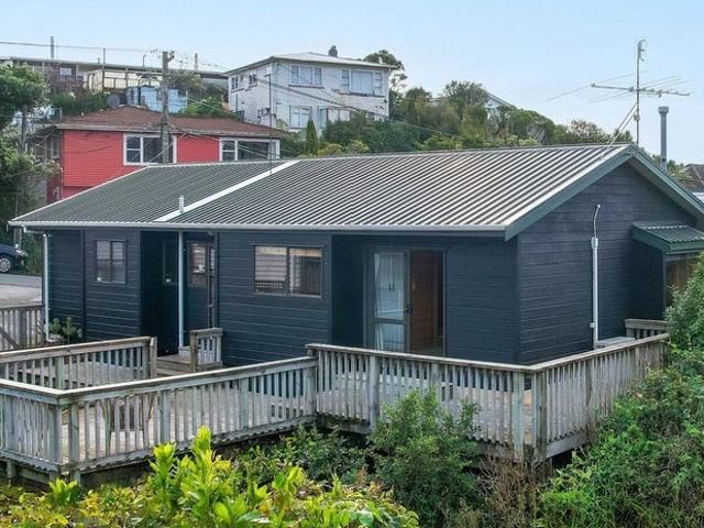 House for rent in Johnsonville East, Wellington