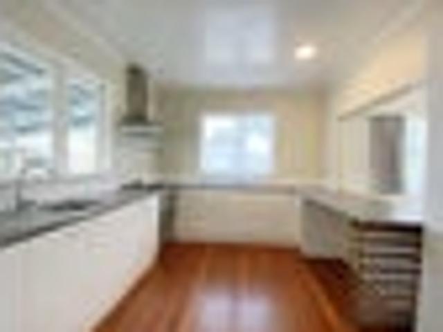 House for rent in Raroa, Wellington