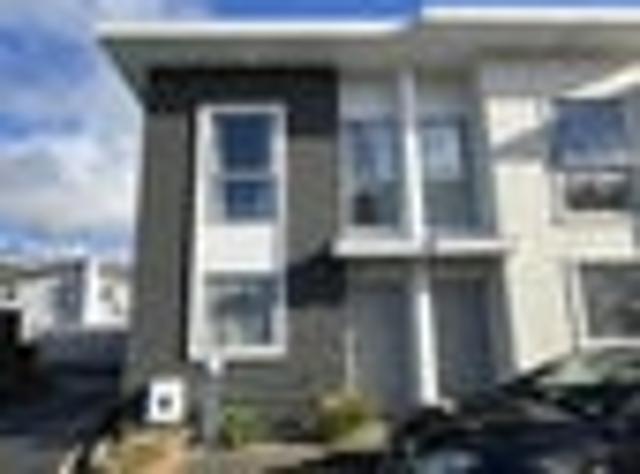 Townhouse for rent in Matata, Wellington