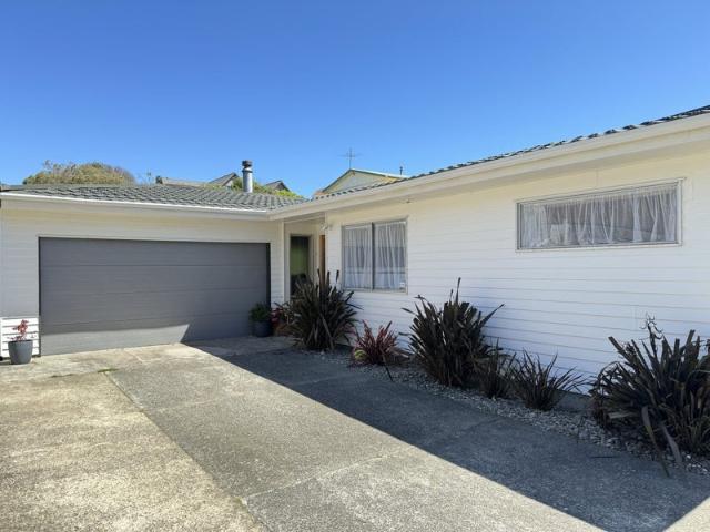 House for rent in Matata, Wellington