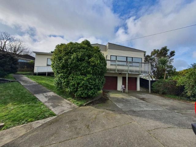 House for rent in Matata, Wellington