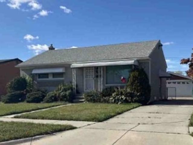 House for sale in Eastpointe, Michigan