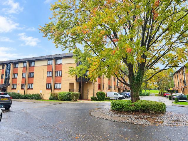 Apartment for rent in Oldbrook, Milton Keynes