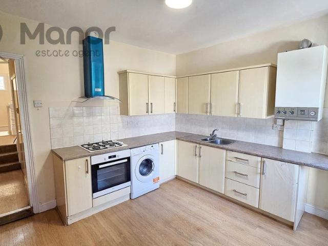 Apartment for rent in London Borough of Newham, Greater London
