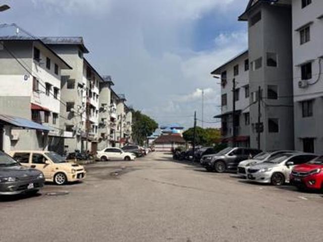 Flat for sale in Tampoi, Johor Bahru