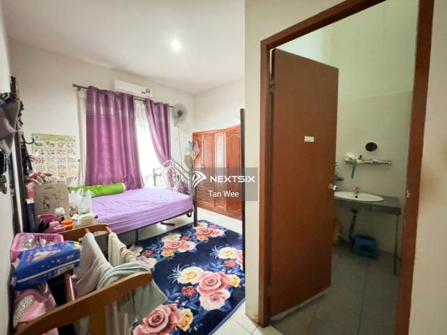 Residential House for sale in Ulu Tiram, Johor