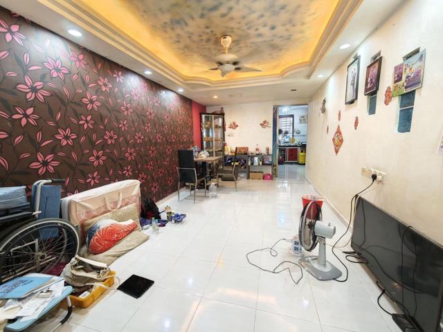 Terraced House for sale in Ulu Tiram, Johor