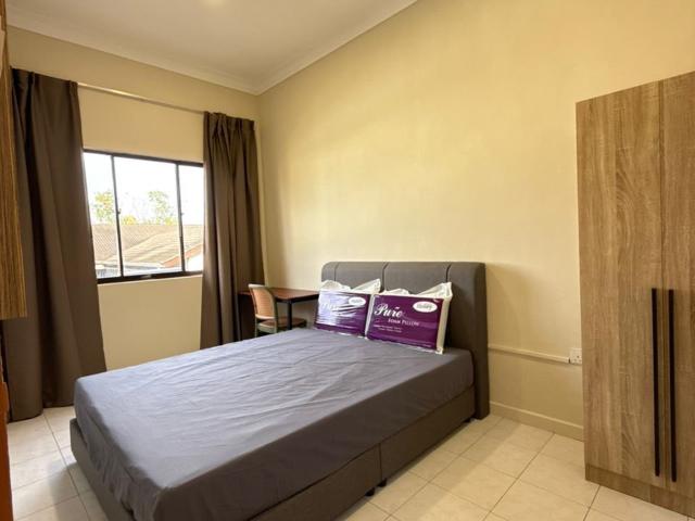 Room for rent in Plentong, Johor