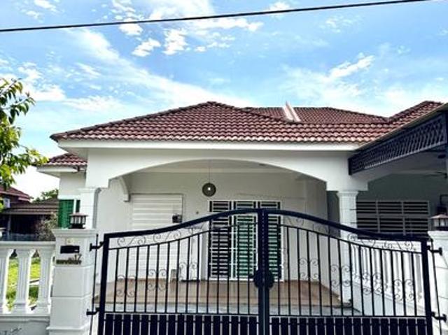 Residential House for rent in Muar