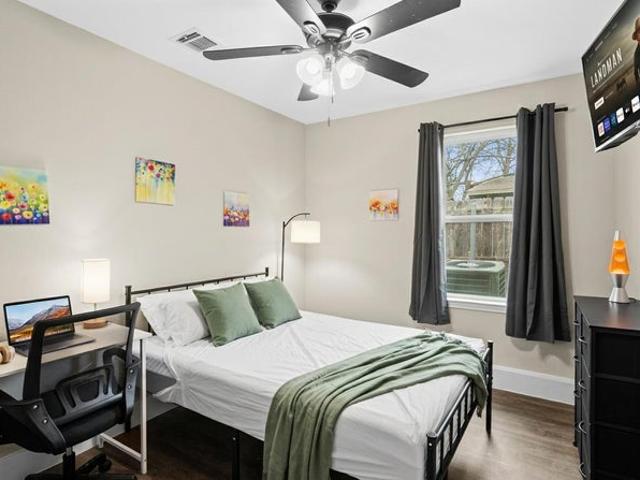 Room for rent in Denton, Denton County