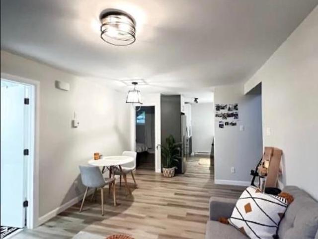 Apartment for rent in Stoneham-et-tewkesbury, Quebec
