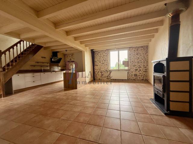 Appartement location à Combefort, Saint-Rémy