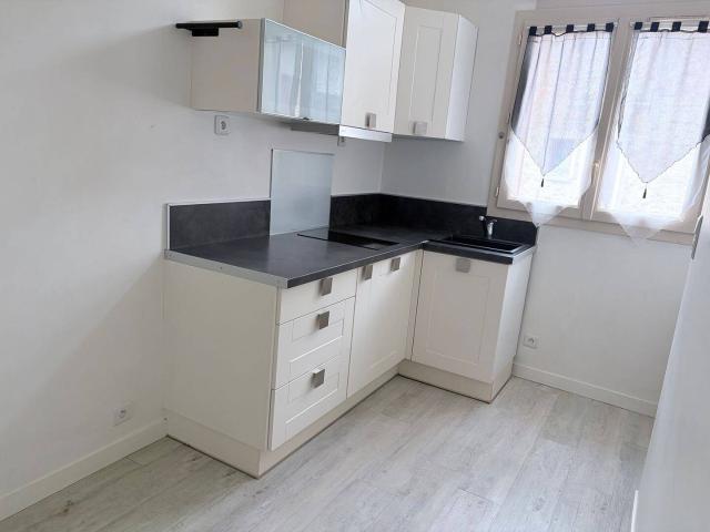 Studio location à Brueil-en-Vexin, Yvelines