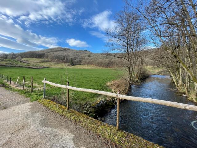 Maison vente à Mauriac, Riom-ès-montagnes