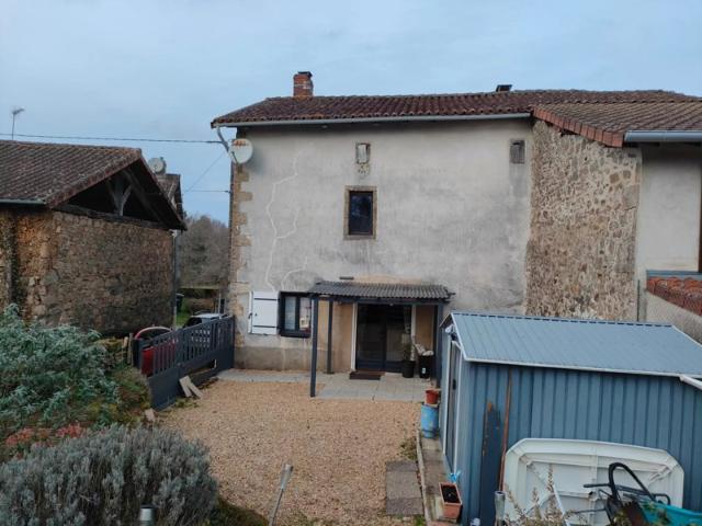 Maison vente à Rochechouart, Saint-laurent-sur-gorre