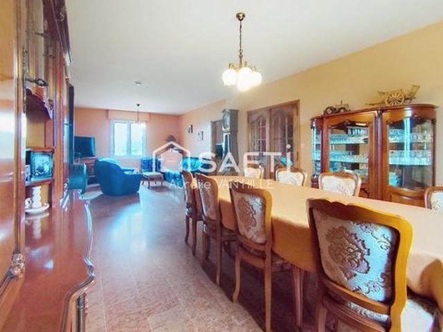 Villa vente à Place Meur, Lanhouarneau