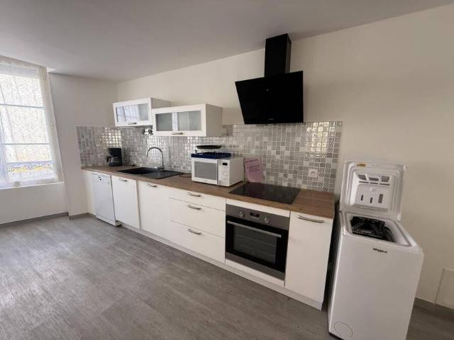 Maison location à Vallon-sur-Gée, Sarthe