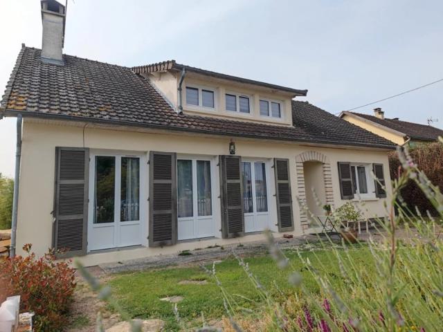Maison vente à Château-Chinon (Ville), Thaix