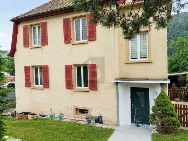 Reihenfamilienhaus kaufen in Moutier, Région administrative du Jura bernois