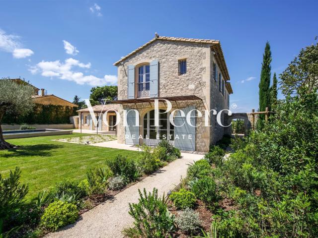 Maison vente à Arles, Eygalières