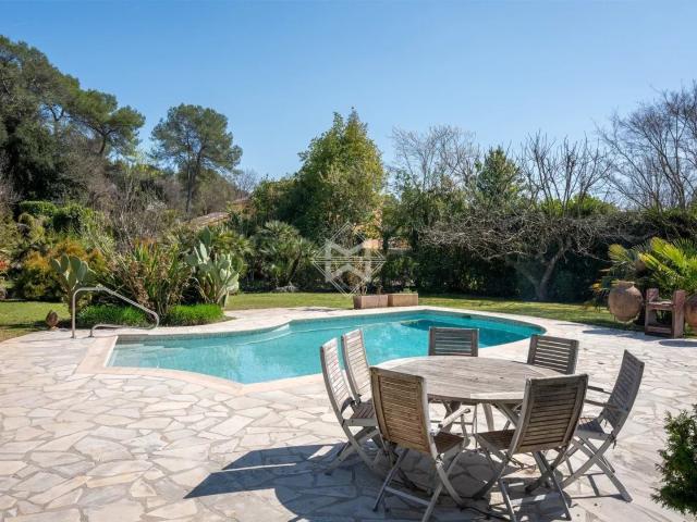 Maison vente à Grasse, Roquefort-les-pins