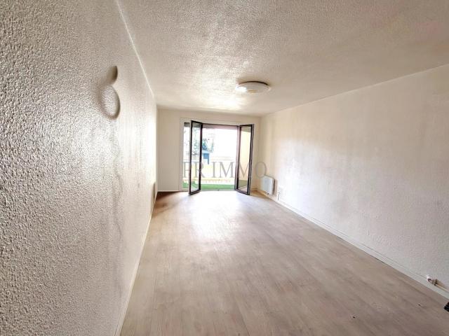 Appartement location à Arrondissement de Draguignan, Saint-raphaël