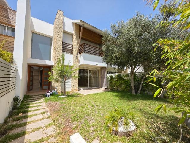 Villa vente à Bouskoura, Gharb-Chrarda-Beni Hssen