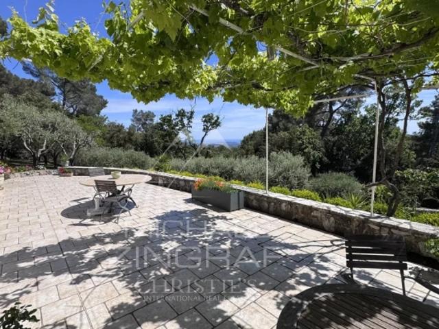 Maison vente à Grasse, Cabris