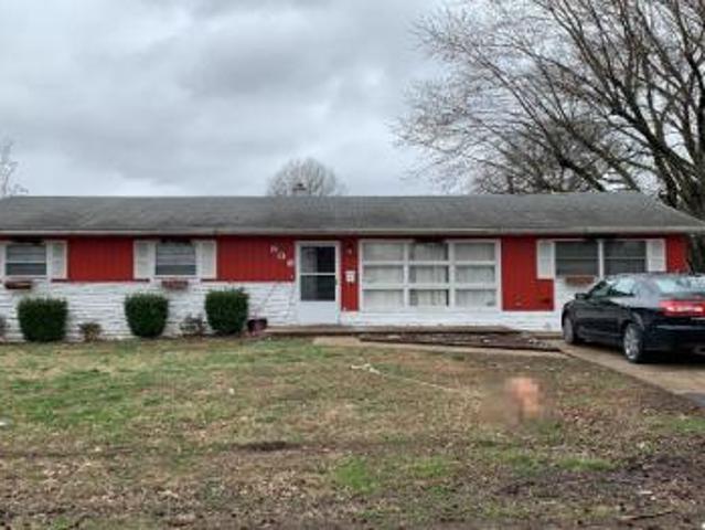 House for sale in East Saint Louis, Illinois