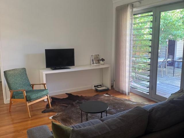 Room for rent in Jolimont, Western Australia