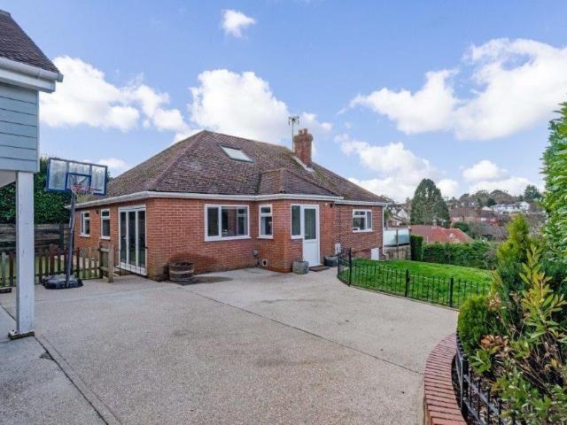 House for rent in Cross In Hand, East Sussex
