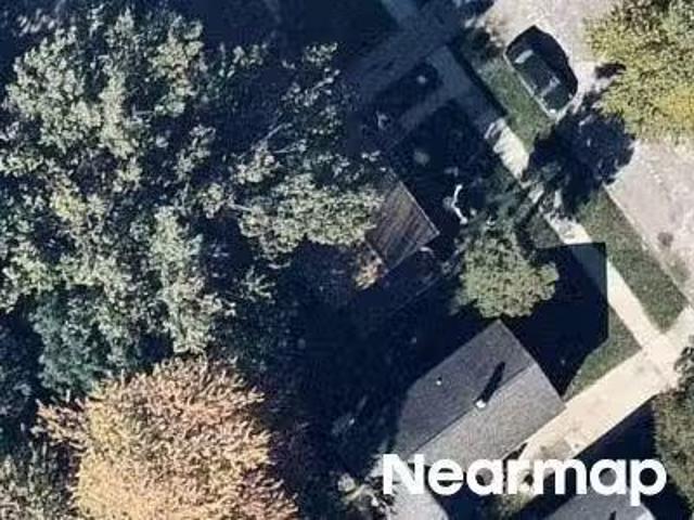 House for sale in Macomb