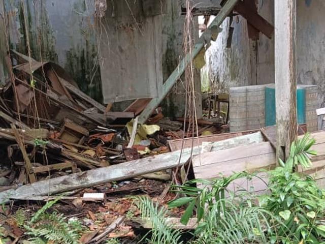 Shop for sale in Malaka