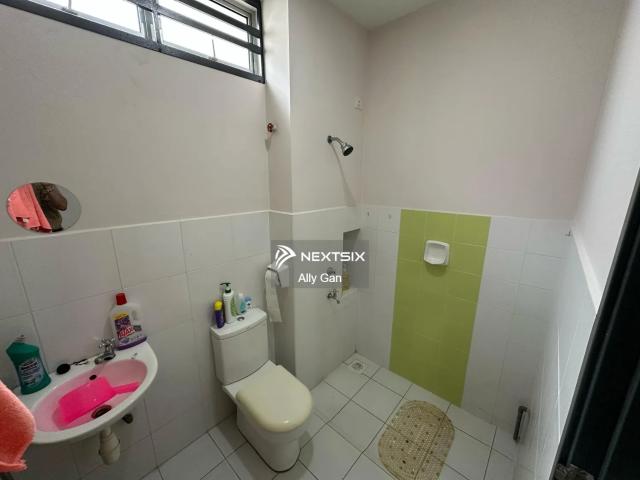 Residential House for sale in Malaka
