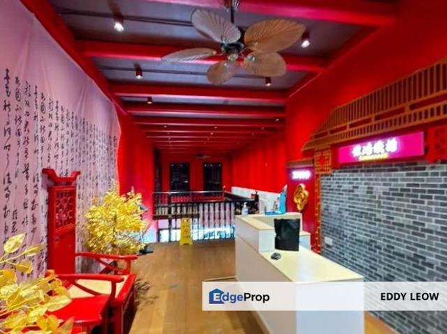 Shop for rent in Malaka