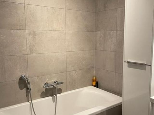 Appartement te huur in West, Bosch