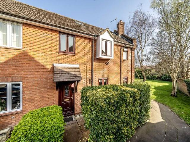 House for rent in Hampton, Greater London