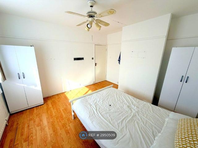 Apartment for rent in London Borough of Merton, Greater London