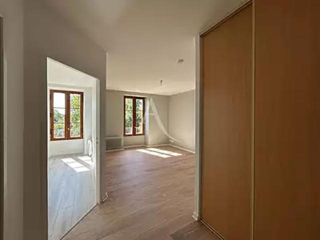 Appartement location à Faubourg des Carmes, Jonzac