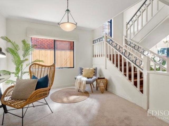 Room for rent in Stirling, Western Australia