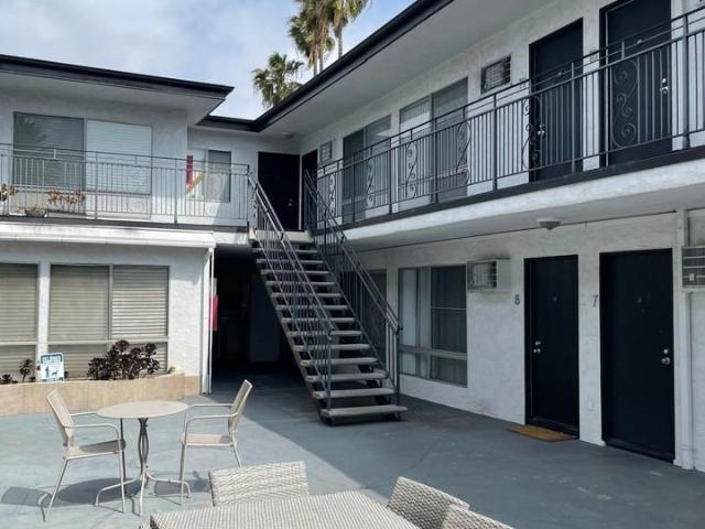 Apartment for rent in Canoga Park, California