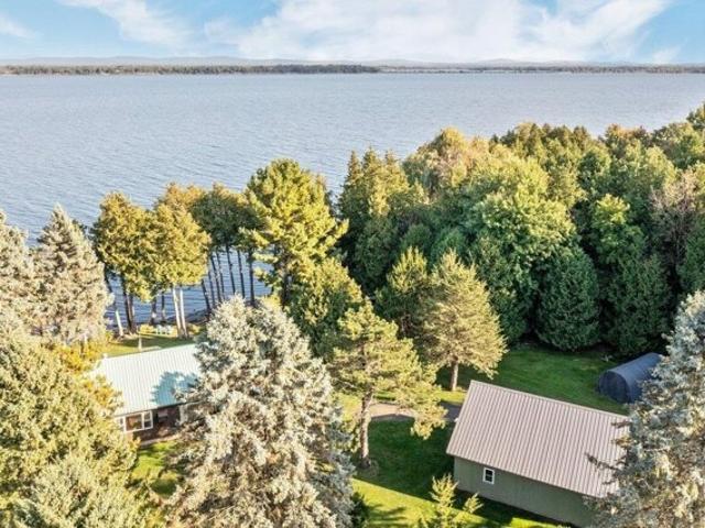House for sale in Isle La Motte, Vermont