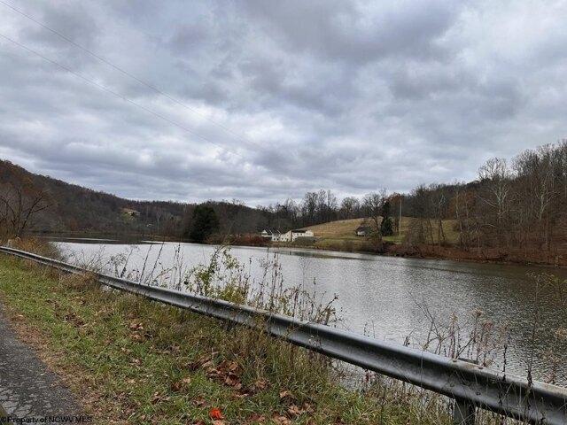 House for sale in Fairmont, Marion County