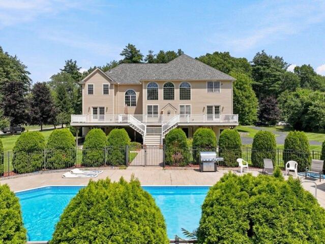 House for sale in Tewksbury, Middlesex County
