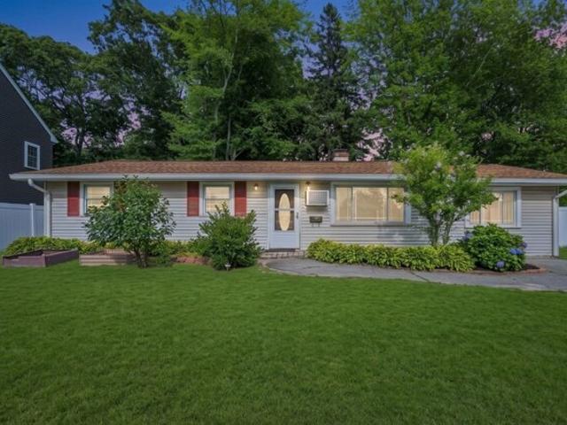House for sale in Braintree, Massachusetts